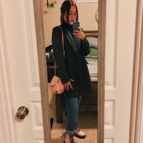 🦕 Welcome 🪐 - Picture 3 of 7